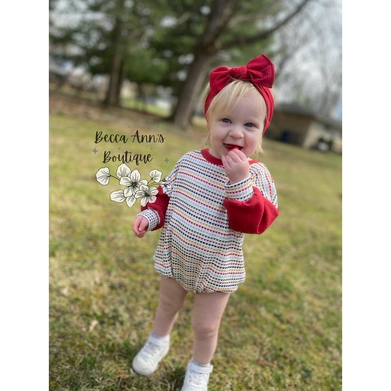 Sweater Romper|NB|0-3M|3-6M|6-9M|9-12M|12-18M|18-24M|2T|3T|4T|5T|5/6Y|Cinched (elastic waist)|No elastic|Hooded|Collar (no hood)