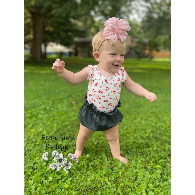 Brielle Bodysuit|NB|0/3m|3/6m|6/9m|9/12m|12/18m|18/24m|2T|3T|4T|5T|5/6Y|7/8Y|9/10Y|11/12Y|12/14Y|Straps (Tie at shoulders/Neck Tie/Tank Straps/Cross Back) — Specify in notes|Short Sleeve|Long Sleeve|Standard bodysuit|Shorties Bodysuit