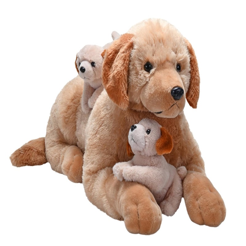 Wild Republic Paws Laying Jumbo Golden Retriever & Babies
